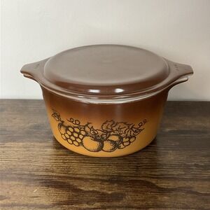 Vintage Pyrex 1974-78 Old Orchard 473 1QT Casserole Dish with Lid